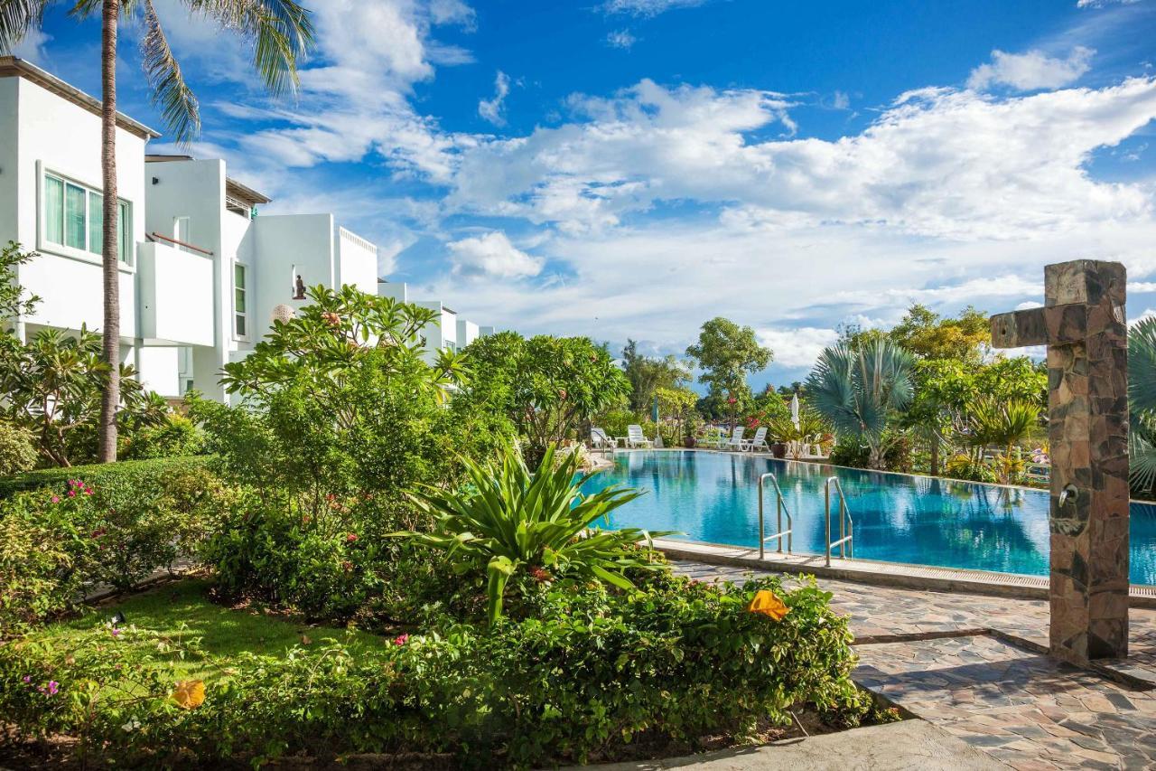 Absolute Beachfront Villa Ban Huai Yang Buitenkant foto
