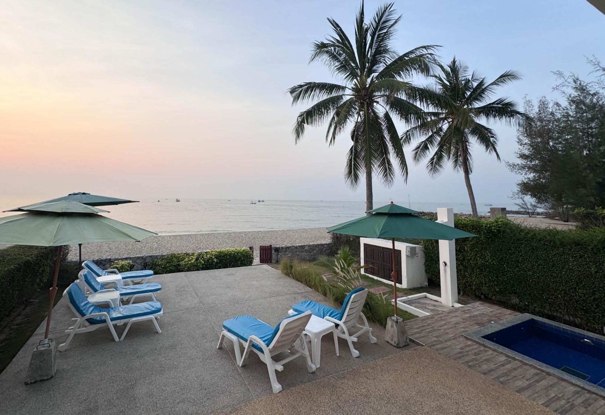 Absolute Beachfront Villa Ban Huai Yang Buitenkant foto