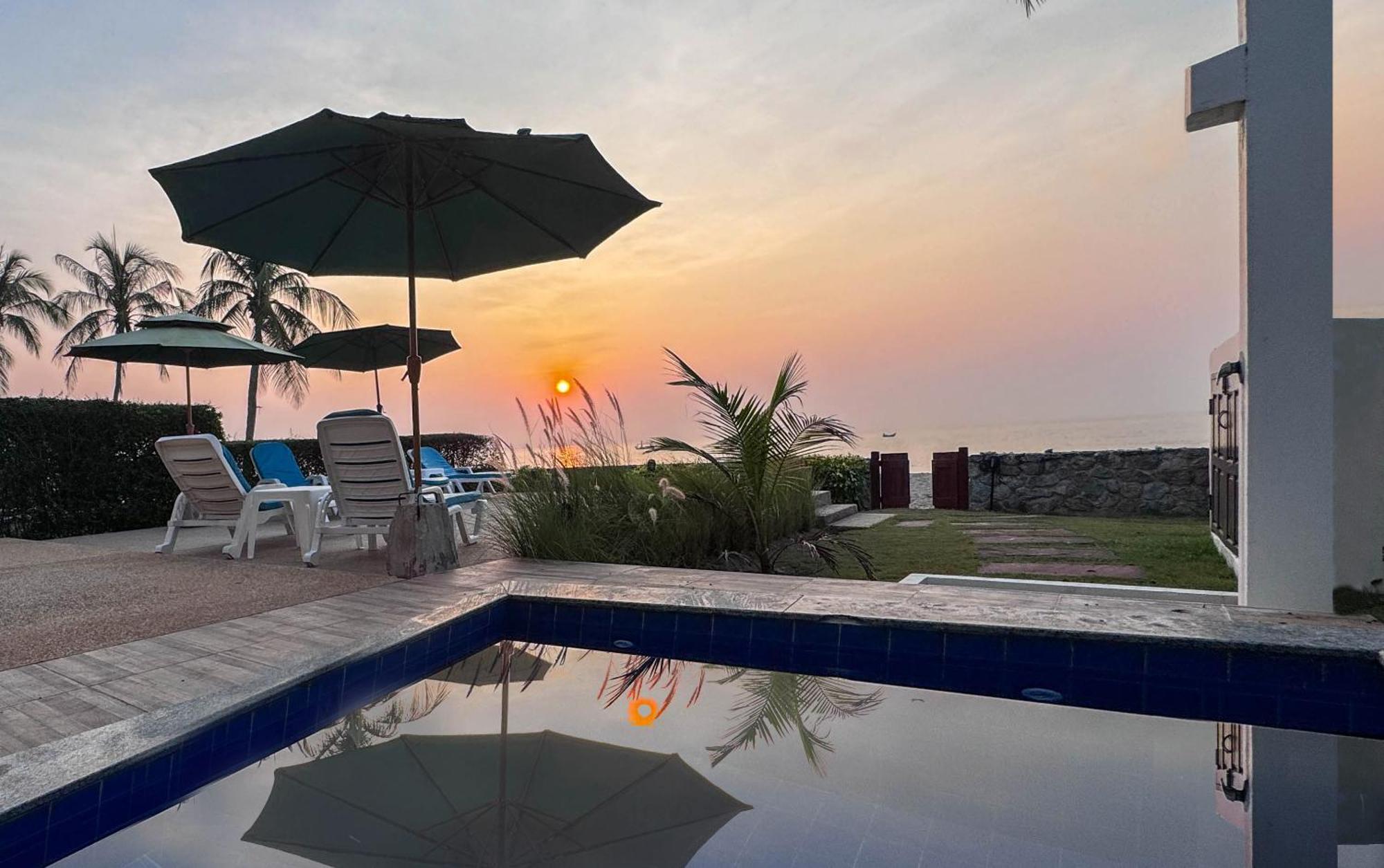 Absolute Beachfront Villa Ban Huai Yang Buitenkant foto