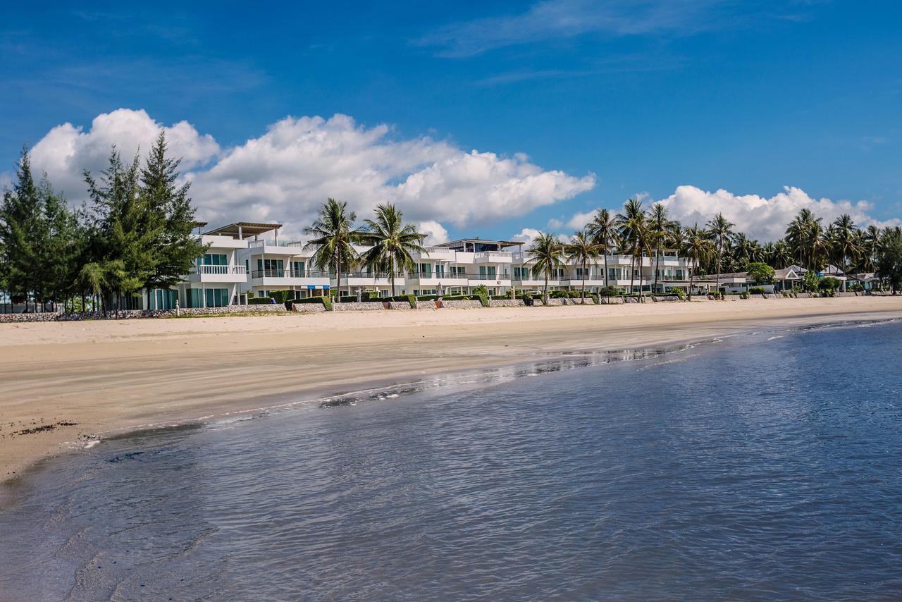 Absolute Beachfront Villa Ban Huai Yang Buitenkant foto